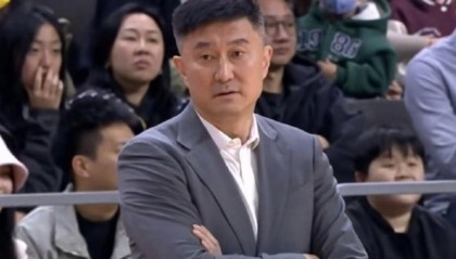 乐鱼官网-杜锋：依然是开局挖坑的老问题；无论输赢大家都要有所提升